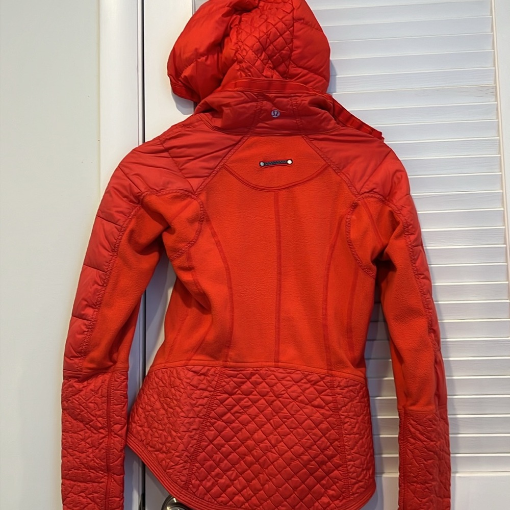 Lululemon jacket - Picture 2 of 7